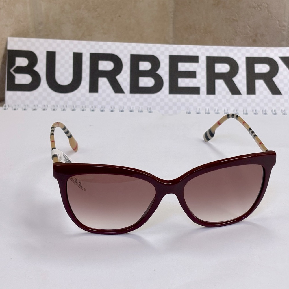 New Burberry BE4308 3916/8D Clare red cranberry square sunglasses